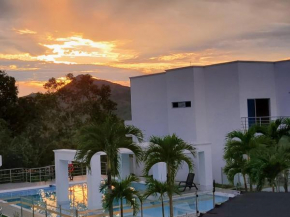 Hermoso apto en condominio ibiza Melgar